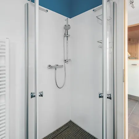 Prázdninový dům Land's End - Blick Auf Freie Ostsee, Sauna, Wintergarten, Elektro Grill Olpenitz