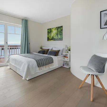 Land's End - Blick Auf Freie Ostsee, Sauna, Wintergarten, Elektro Grill * Olpenitz