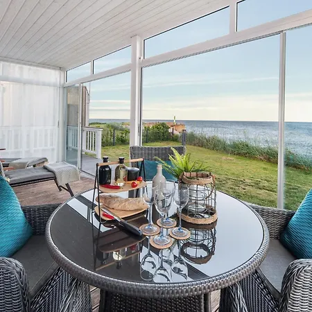 Holiday home Land's End - Blick Auf Freie Ostsee, Sauna, Wintergarten, Elektro Grill *