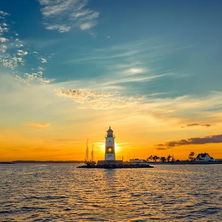 Land's End - Blick Auf Freie Ostsee, Sauna, Wintergarten, Elektro Grill * Olpenitz